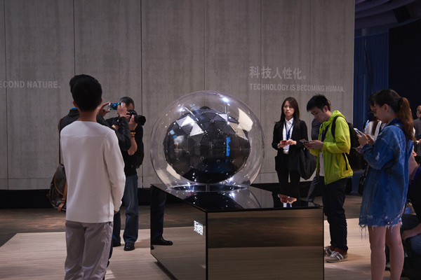 BMW_100_World_Tour_Iconic_4